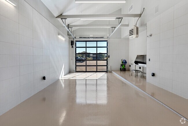 Indoor Car Wash & Dog Wash Stations