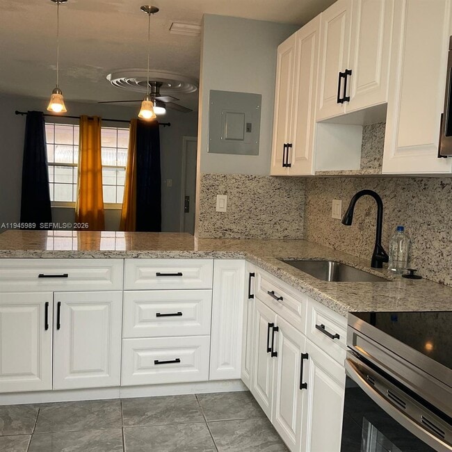 Photo - 337 Phippen Waiters Rd Unit 1-2