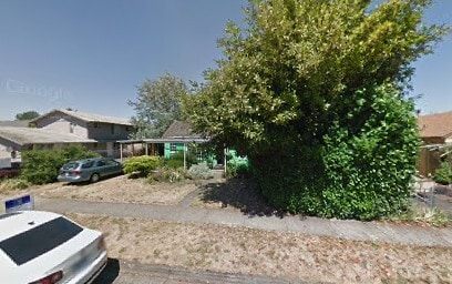 Photo - 525 Tryon Ave NE