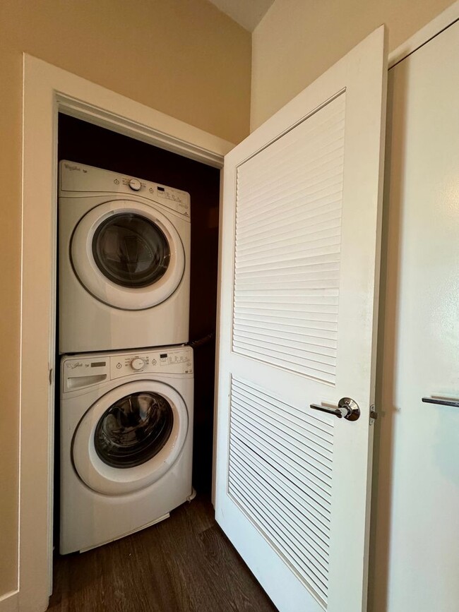 Photo - 1201 S Charles