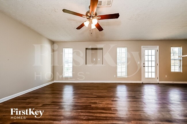 Photo - 1235 Mills Cove Dr