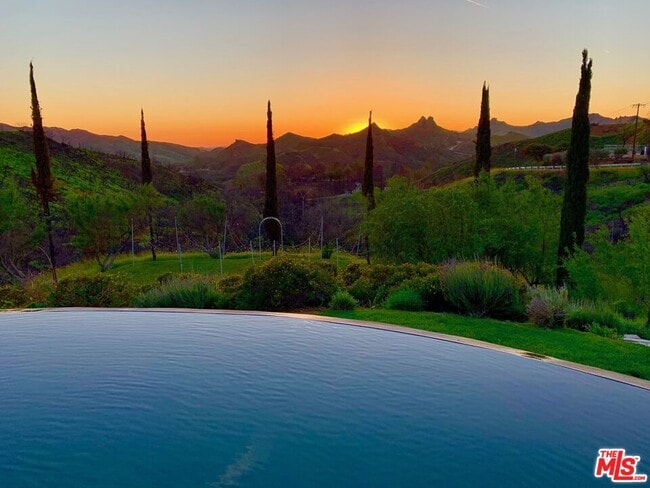 Building Photo - 723 Latigo Canyon Rd