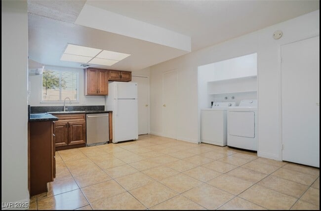 Photo - 6019 Vegas Dr