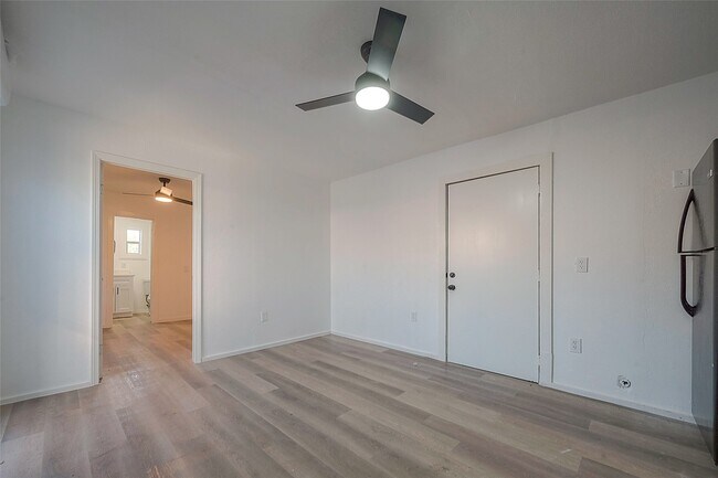 Photo - 3320 Hays St Unit B