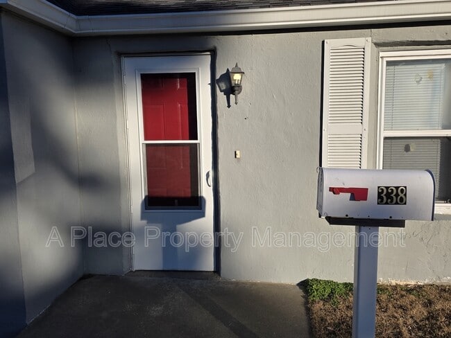 Photo - 338 La Motte Ln