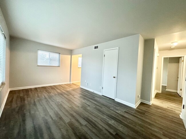 Photo - 7500 Morganford Rd