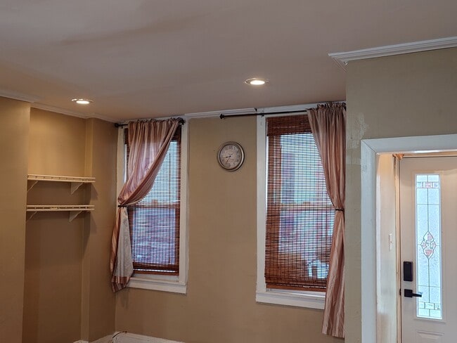Photo - 2224 Latona St