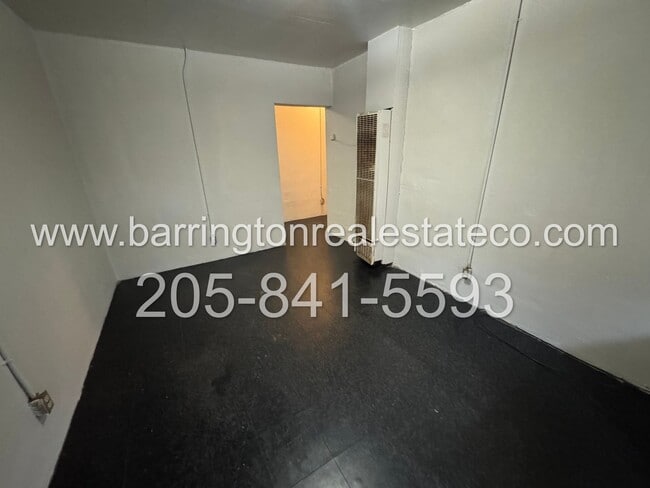 Photo - 337 Iota Ave S Unidad B