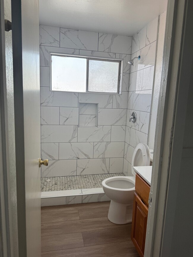 Building Photo - 3901 Cypress St