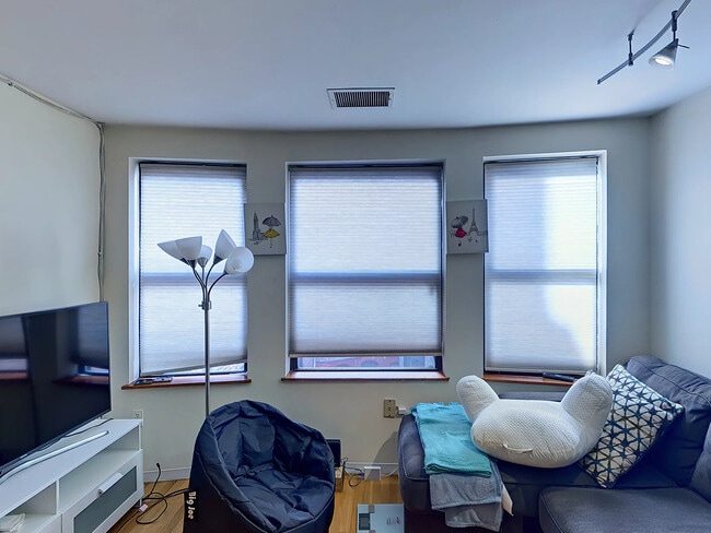 Photo - 111 Gainsborough St Unit 205