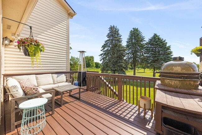 Photo - 1264 Bellevue Dr