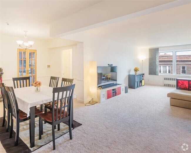 Building Photo - 72-10-72112 112th St Unit 6G Rental