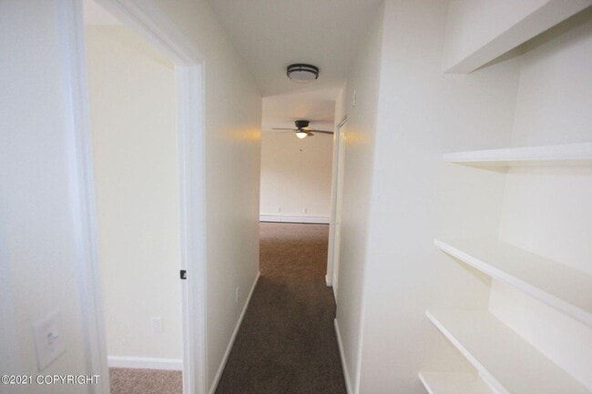 Photo - Recently updated affordable 2b/1.5 ba condo ... Don't Miss Out! Unidad G11