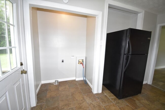 Photo - Renovated 2 Bedroom Pet Friendly Home For Rent!