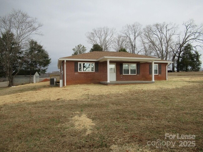 Photo - 7510 Palm Tree Church Rd