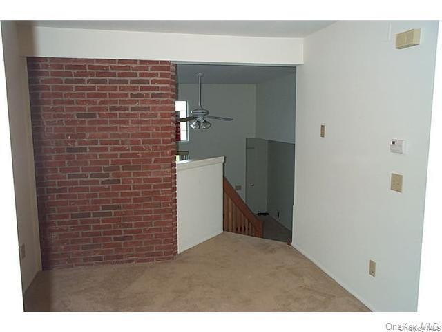 39 The Knolls