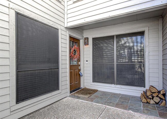 Photo - 177 World of Tennis Sq