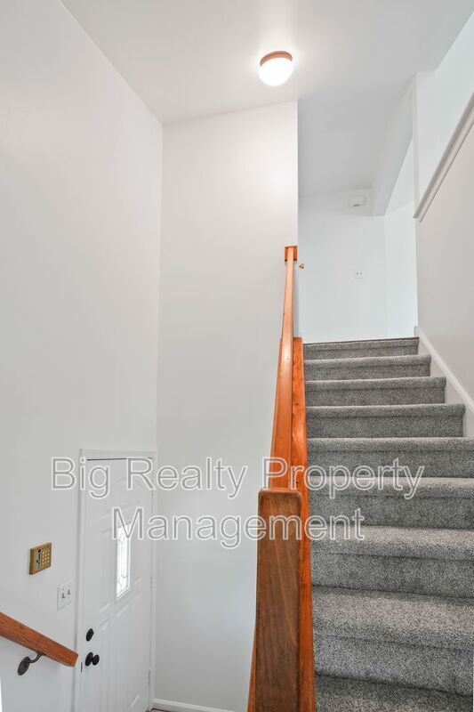 Photo - 1116 Foxmeadow Dr