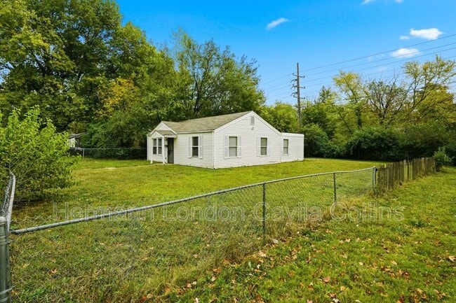 Photo - 1626 Nemnich Rd