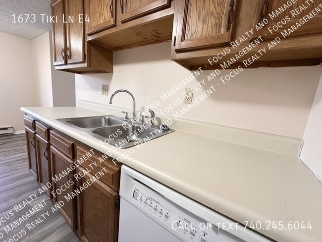 Photo - 1673 Tiki Ln