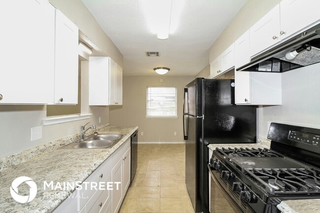 Photo - 813 Hampton Rd