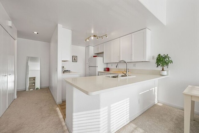 Thoughtfully Remodeled Condo W/ Attached G... - Thoughtfully Remodeled Condo W/ Attached G...