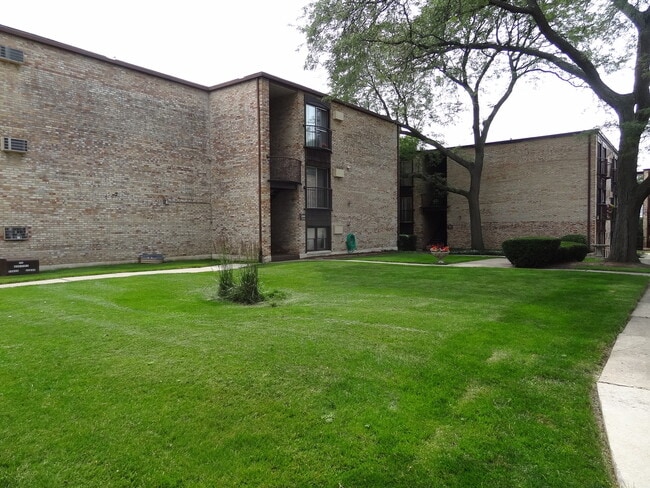 Building Photo - 1930 Cherry Ln Unit 221 Rental