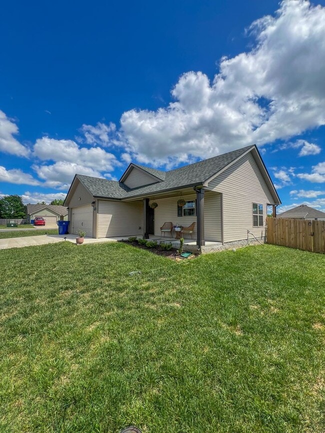 702 Gleason Dr