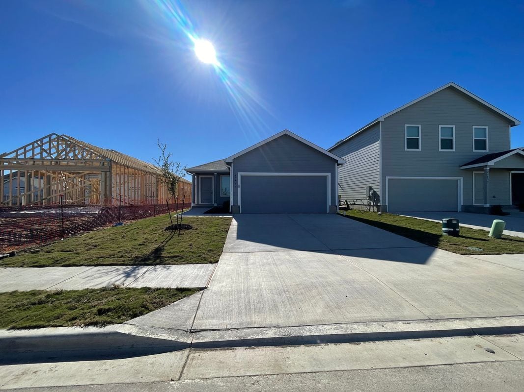 Photo - 23437 Firelight Dr