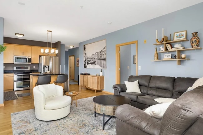 Photo - 301 Oak Grove St Unit 414
