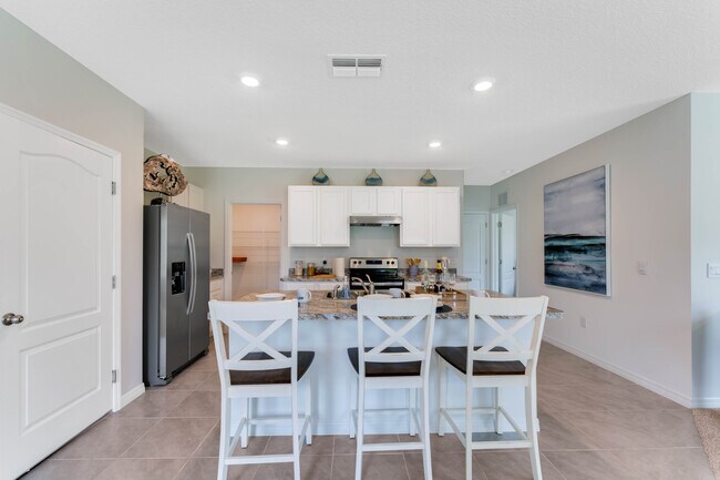 Photo - 1387 Berry Ln