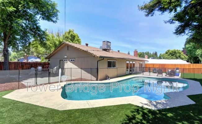Photo - 3804 Norris Ave