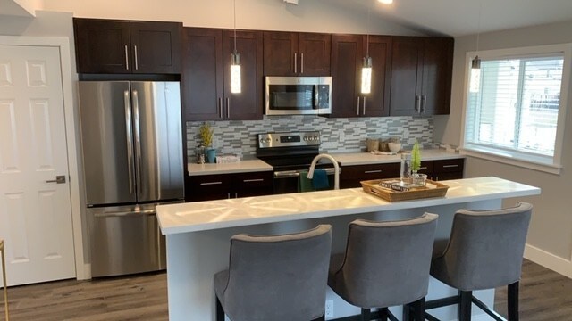 Gourmet Kitchen with Bar