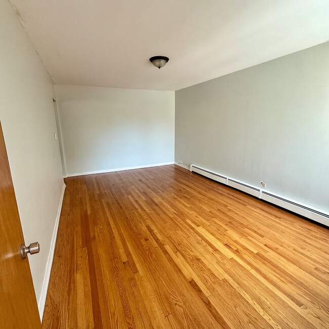 Photo - 6235 N Mozart St