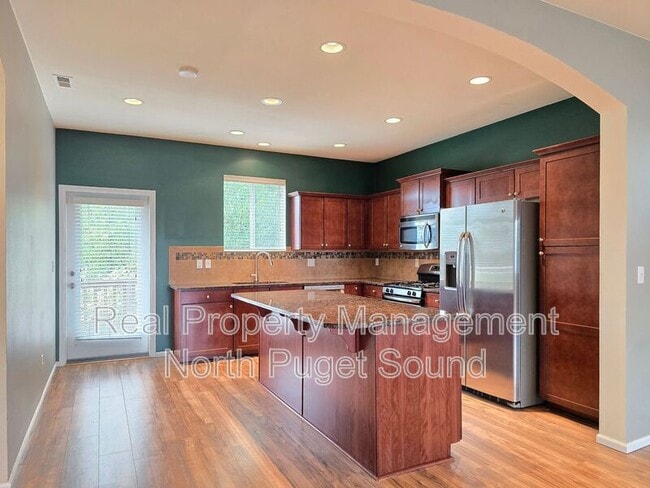Photo - 1216 92nd Ave NE