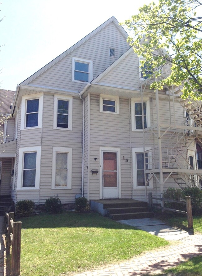 Photo - 15 S Walnut St Unit 4