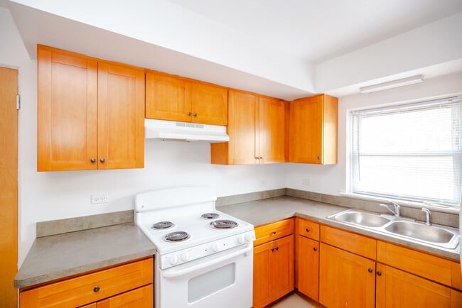 Photo - 5700 W 35th St Unit 10N