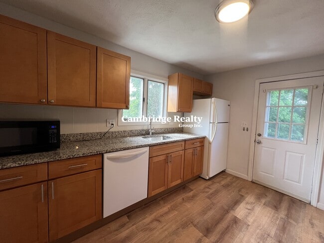 Photo - 143 Washington Cir Unit 2