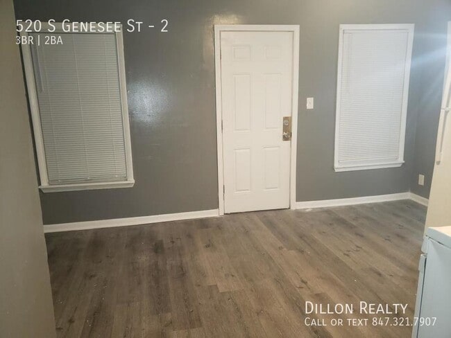 Photo - 520 S Genesee St Unit 2
