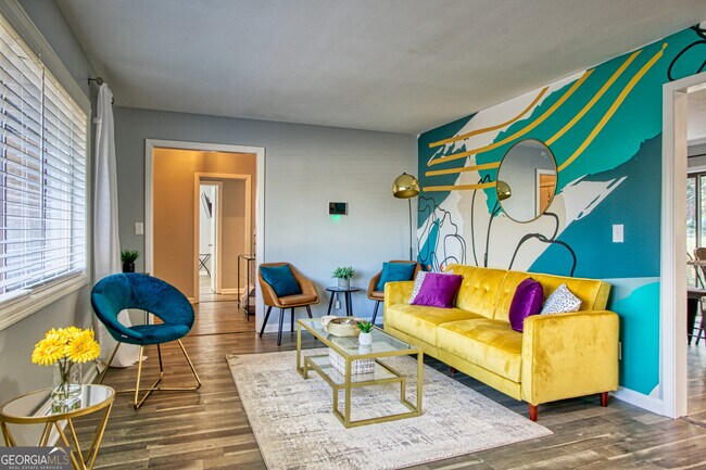 Photo - 3095 Riders Trail