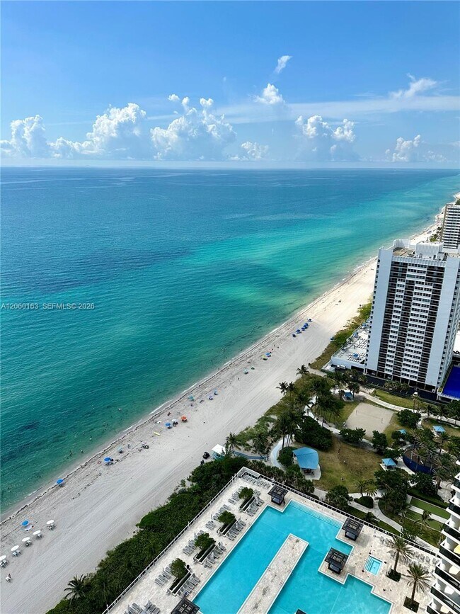 Building Photo - 1830 S Ocean Dr Unit 3705