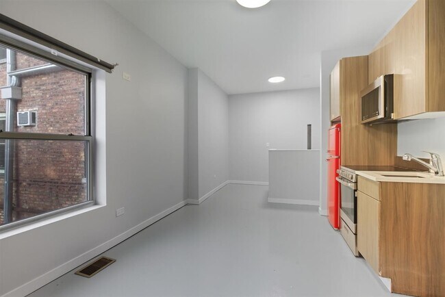 Photo - 4700 N Racine Ave Unit 111