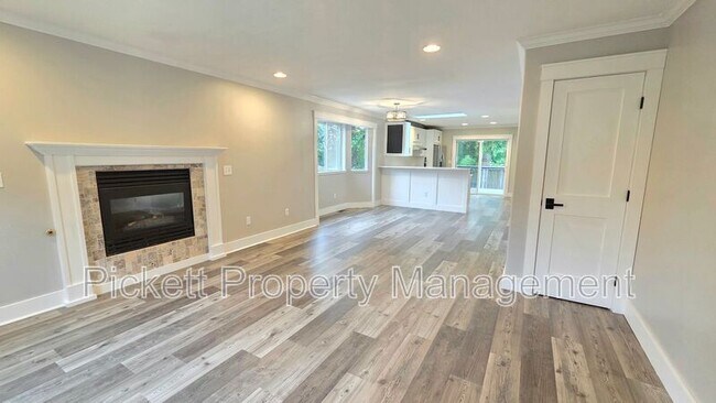 Photo - 1331 NE Gilmax Ln