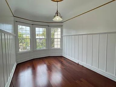 Building Photo - "Charming 2-Bed, 2-Bath Sanctuary in the Heart of San Francisco!"