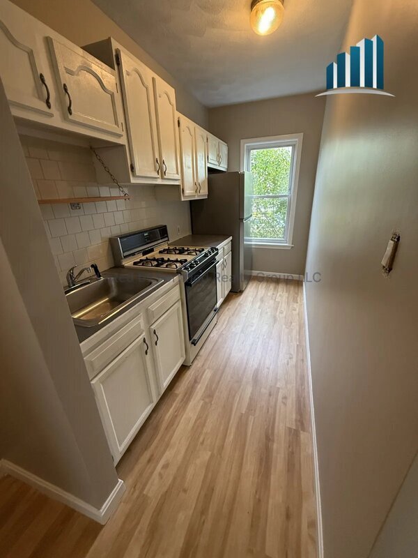 70 Melville St Unit 1