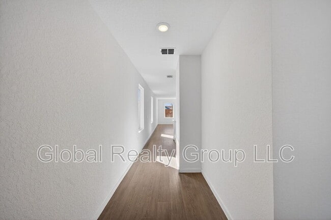 Photo - 10647 Nye Pass