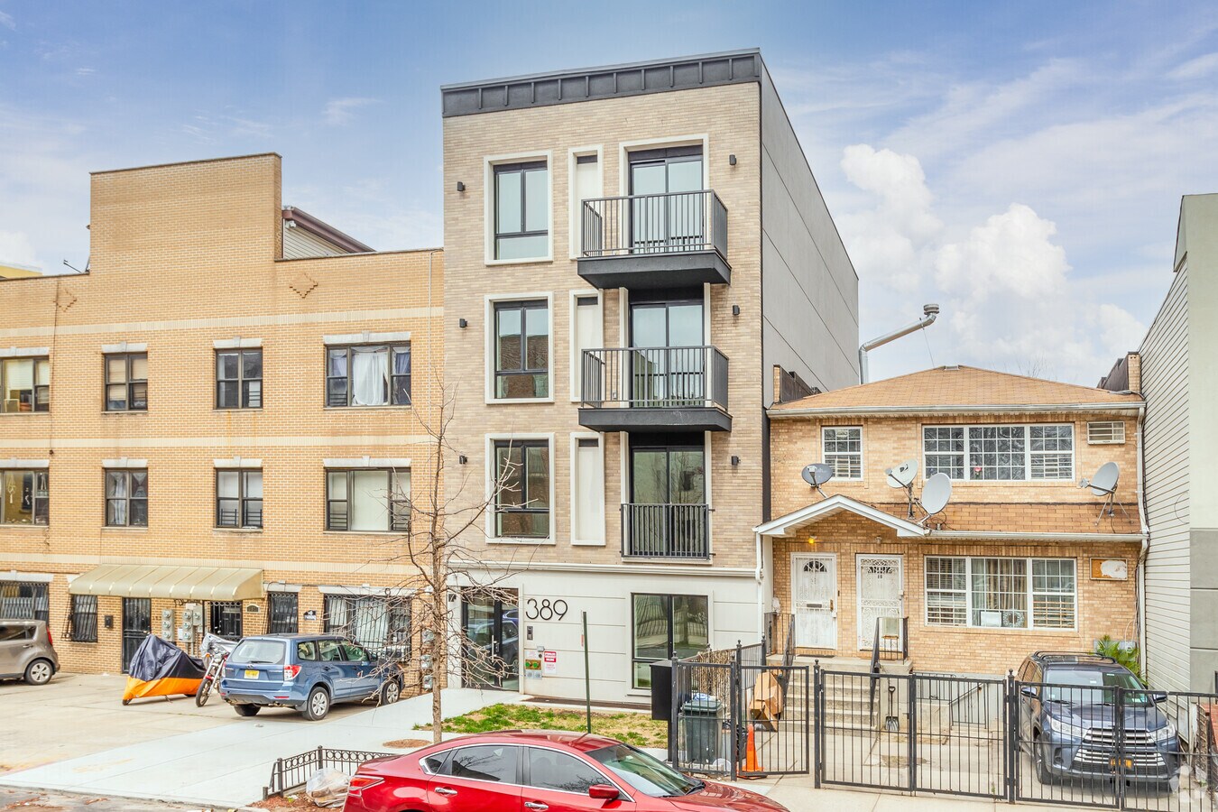 Photo - 389 Sumpter St