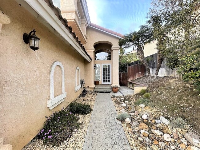 Photo - Beautiful Single Family home with Large Backyard