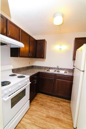 Section 8 Kitchen