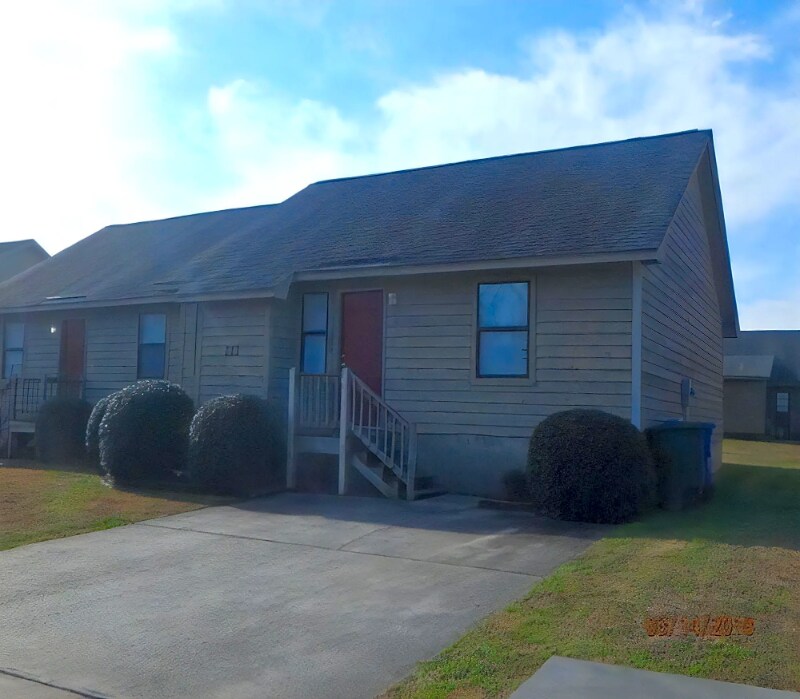 Photo - 212 Wyndham Cir